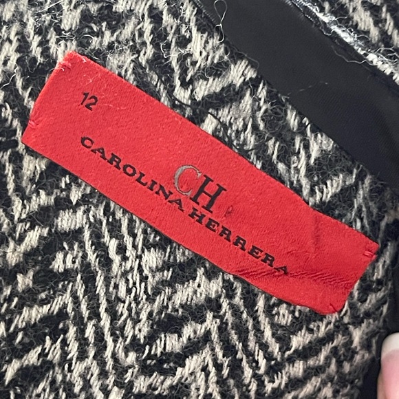CAROLINA HERRERA Black & White Herringbone Sheath Pencil Dress Round Neckline 12 - Picture 10 of 10